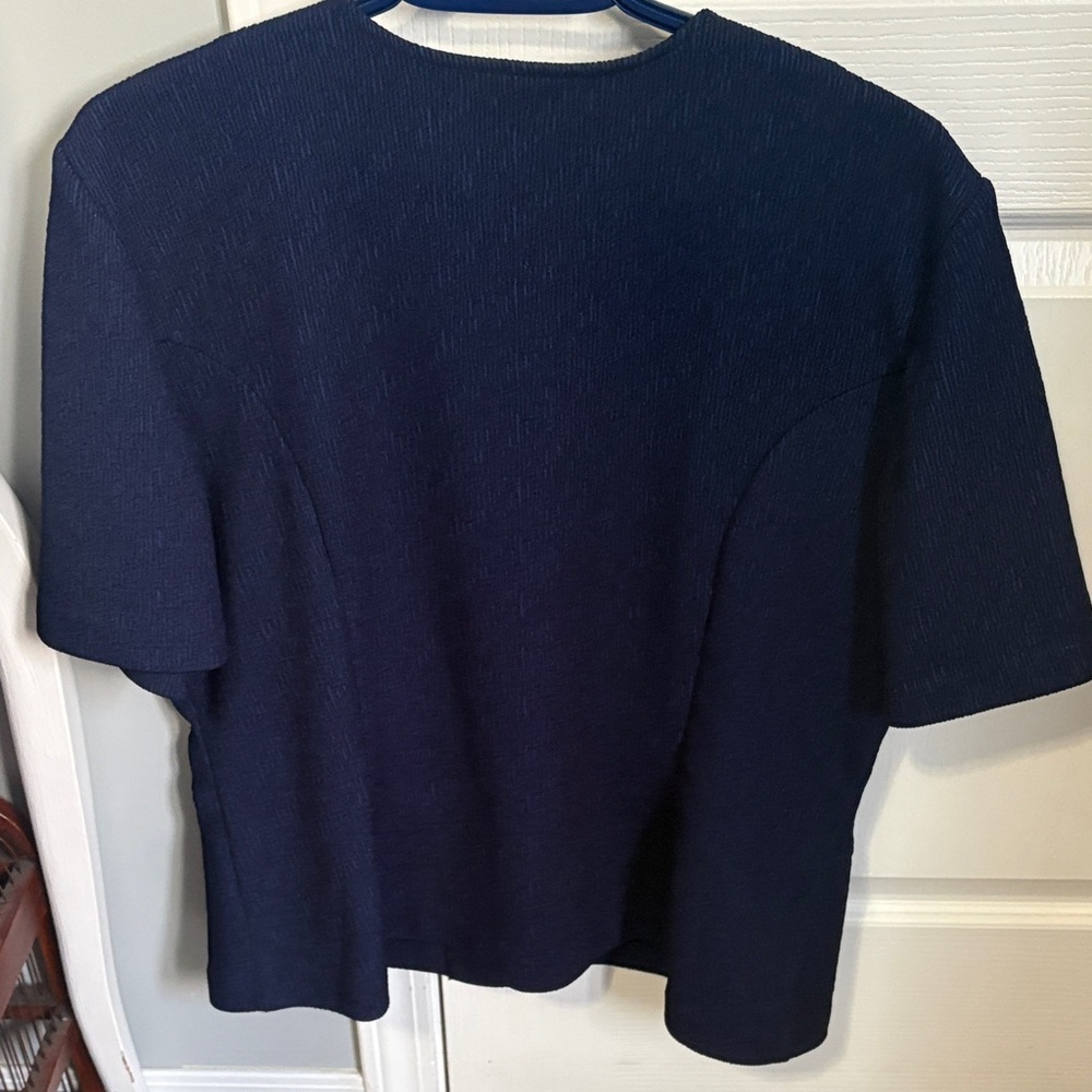 Vintage Leslie Belle Navy Blouse with Gold Buttons - Picture 4 of 5